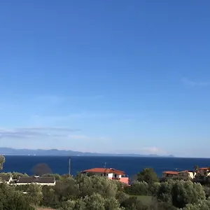 Guest house Delight House's, Afytos