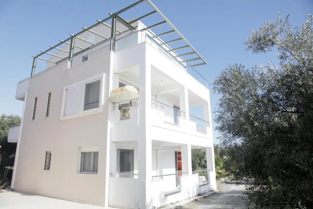 Holiday home Villa Evita , Penthouse, 53M2 ,Athytos 450M From The Beach Afytos