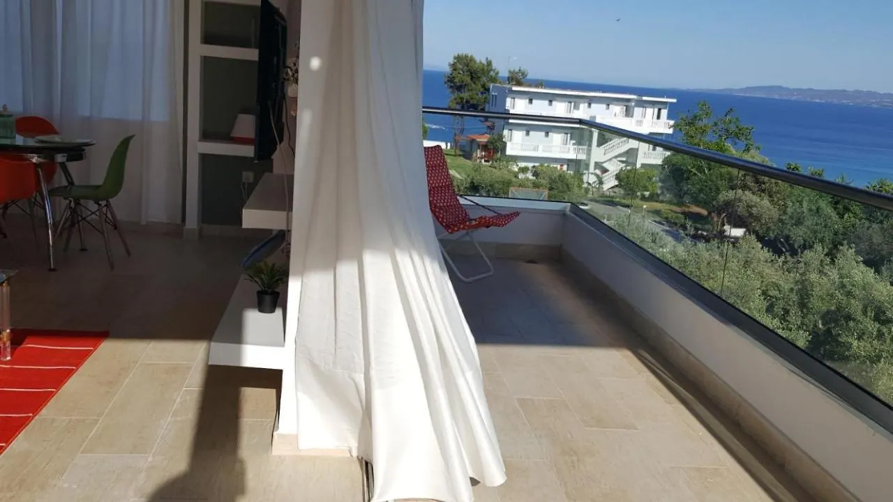Villa Evita , Penthouse, 53M2 ,Athytos 450M From The Beach Afytos Holiday home